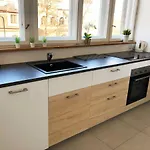 Aleja Niepodleglosci 245- 2br By Homeprime