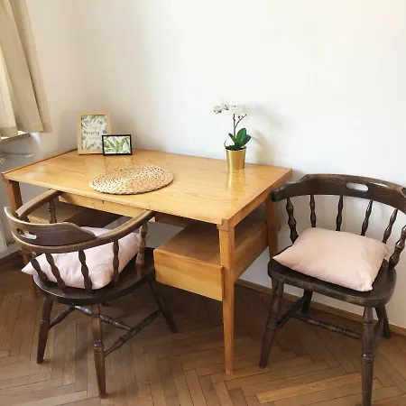 Aleja Niepodleglosci 245- 2br By Homeprime