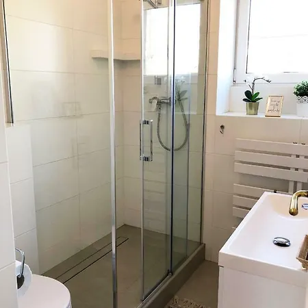 شقة Aleja Niepodleglosci 245- 2br By Homeprime *