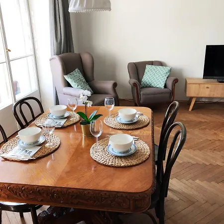 Lägenhet Aleja Niepodleglosci 245- 2br By Homeprime